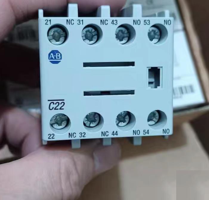 AB 100-FC22 230 N5-4