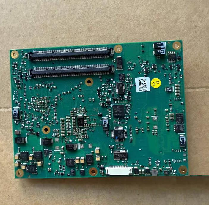 ADLINK51-72122-0B30 EXPRESS-IB-1047UE SIUI COMe SHARP IV-S300M IV-S310M
