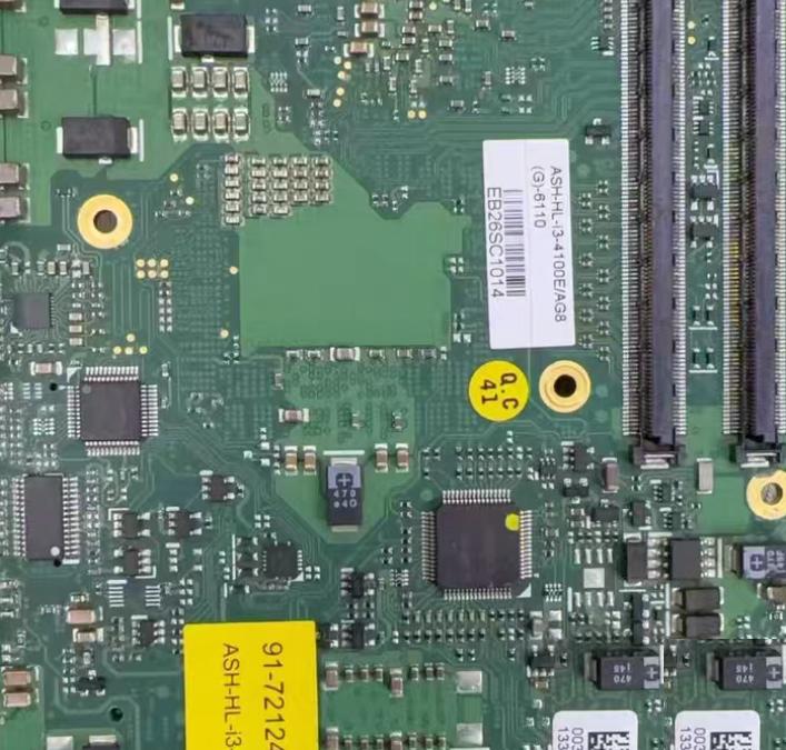 ADLINK Express-HL-i5-4400E 51-72124-0B10 4G i5-4400E