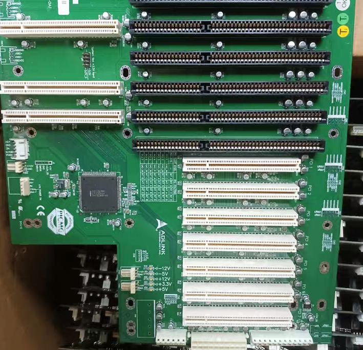 ADLINK HPCI-14S12U HPCI-14S7U