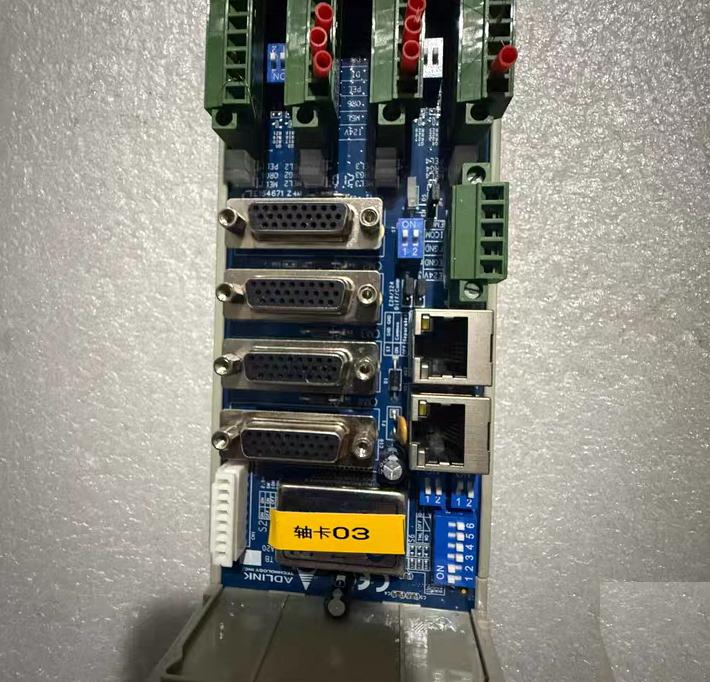 ADLINK MNET-4XMO-TB