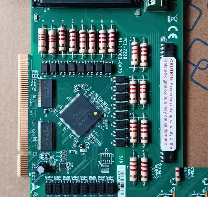 ADLINK PCI-7230 51-12003-0A70 0A50
