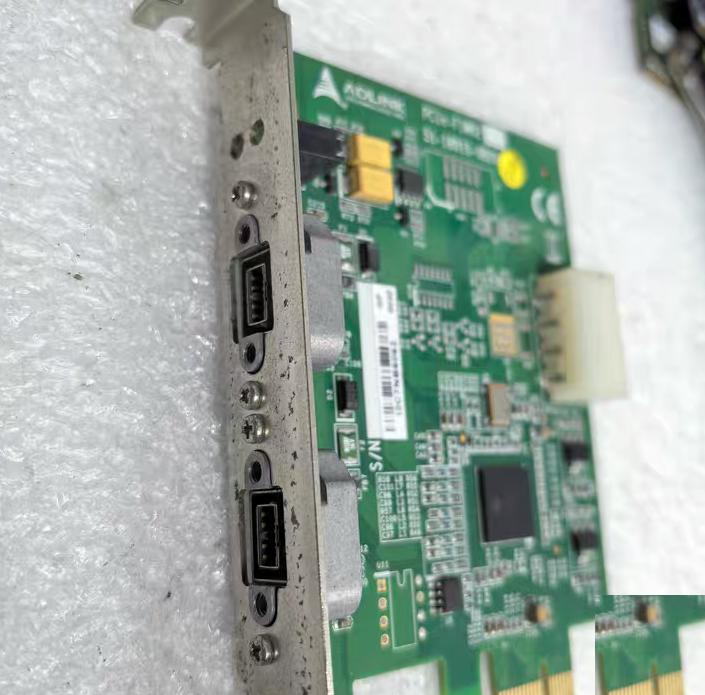 ADLINK PCIe-FIW62 1394A 51-18015-0B20