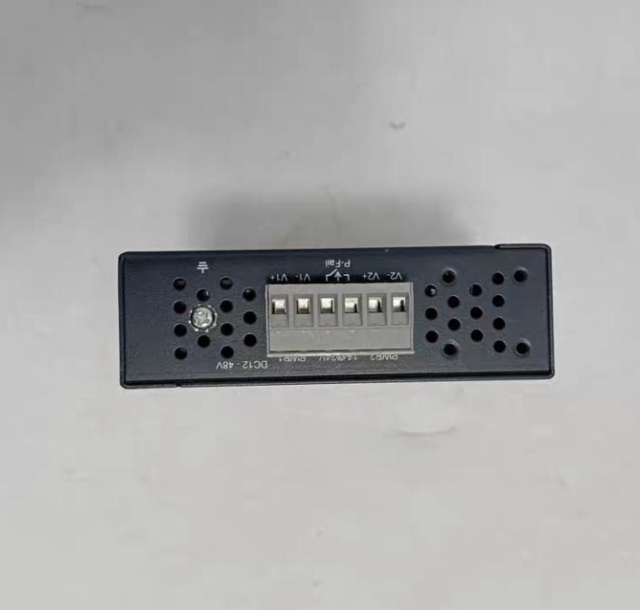 ADVANTECH EKI-2728-CE