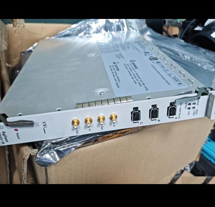 AGILENT E8491B VXI Keysight E8491B IEEE-1394 PC Link to VXI C IEEE-1394 FireWire PC VXI C PC-to-VXI PC