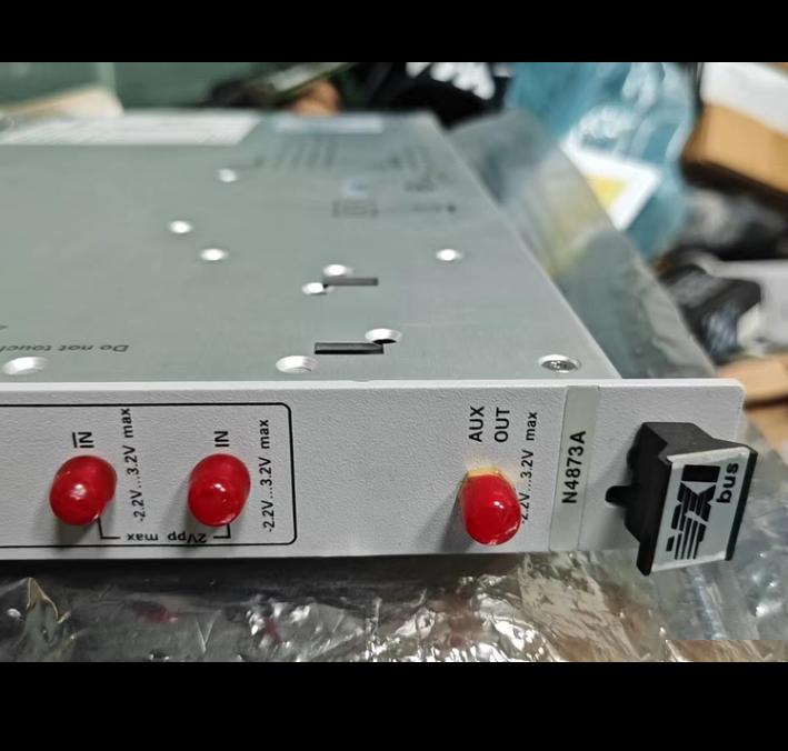 AGILENT N4873A 13 5 Gb s ParBERT 500 Mb s 13 5 Gb s 0 1 1 8V 2 0V 10 -90 1 UI - 12ps 5 Gb s 50mV 500 MHz - 13 5 GHz 2 45-3 2 GHz 4 8-6 4 GHz 9 9-10 9 GHz