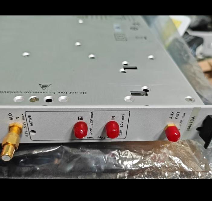 AGILENT N4873A 13 5 Gb s ParBERT 500 Mb s 13 5 Gb s 0 1 1 8V 2 0V 10 -90 1 UI - 12ps 5 Gb s 50mV 500 MHz - 13 5 GHz 2 45-3 2 GHz 4 8-6 4 GHz 9 9-10 9 GHz