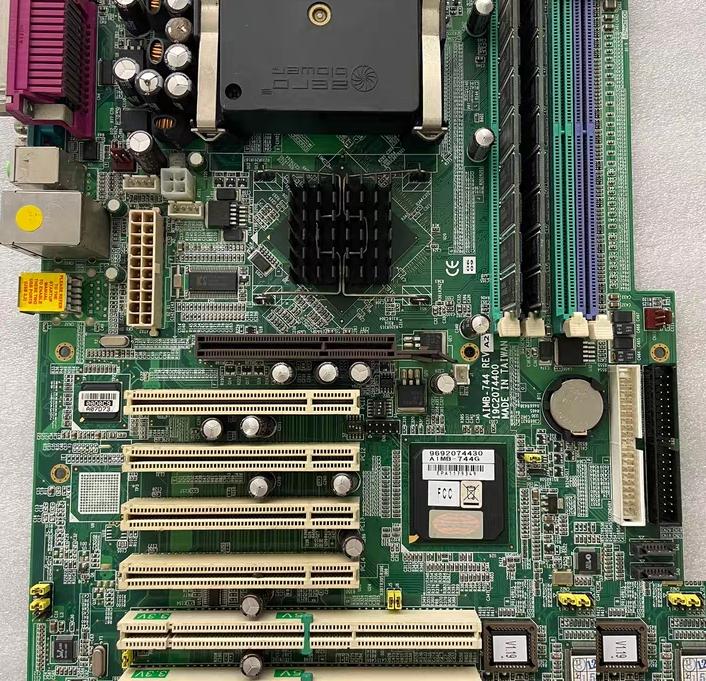 AIMB-744 Rev A2