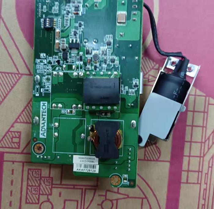 ARK-2121F AMO-P008