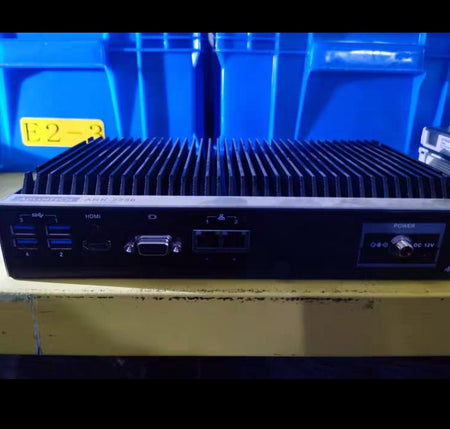 ARK-2250 ARK-2250L-U8A22022 VGA HDMI 4 2 8 USB 12V