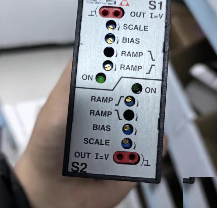 ATOS E-BM-AC-05F 0-5V I V RAMP BIAS SCALE