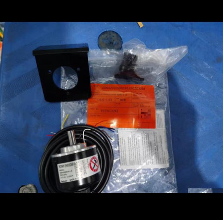 AUTONICS E50S8-8000-6-L-5 5VDC 1