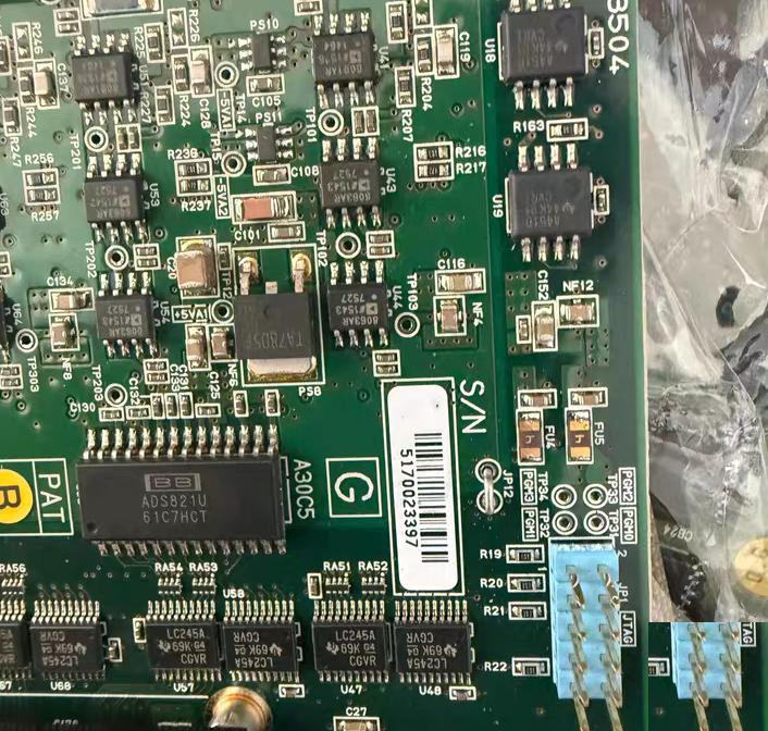 AVAL DATA APX-3504