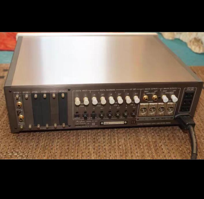 Accuphase DC 300 pPIA