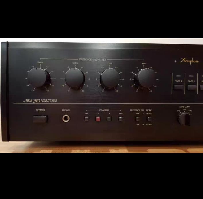 Accuphase E 206 PIA