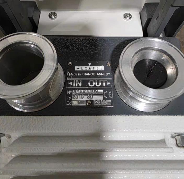 Alcatel Pascal 2010 SD Dual Stage Rotary Vane Vacuum Pump 6 8CFM 115 220VAC