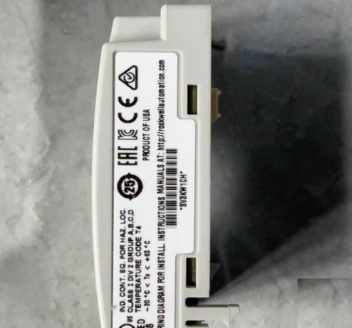 Allen-Bradley 2080-IQ4OB4 Micro850 PLC