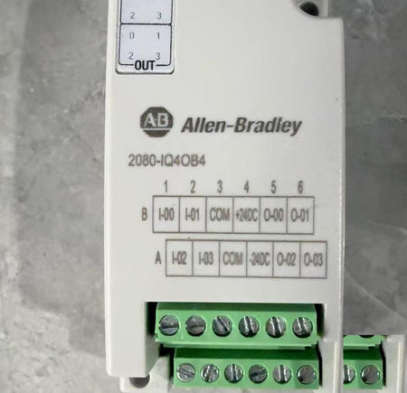 Allen-Bradley 2080-IQ4OB4 Micro850 PLC