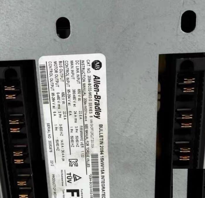 Allen-Bradley 2094-BC02-M02-S B Kinetix 6000
