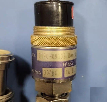 Applied Materials 0190-09132 WASCO SV129-31W2B Vacuum Switch 1A 115VAC 30 HG