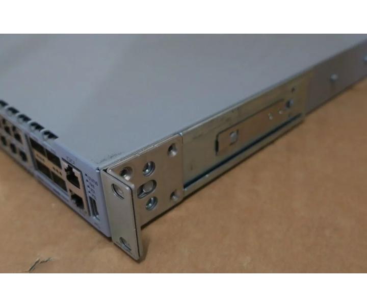 DCS-7050TX-64-R 10GBASE-T RJ45 40GbE