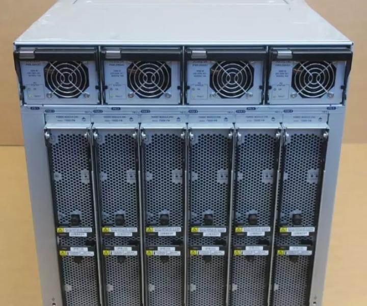 DCS-7508 7500E-SUP PWR-2900AC 7508E-FM