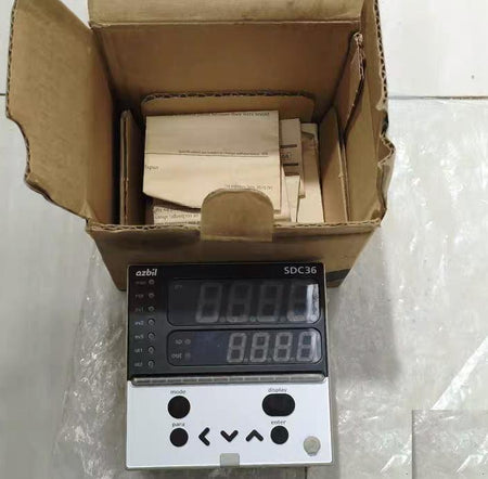 Azbil SDC36 C36TR1UA2100 AC100-240V 12VA