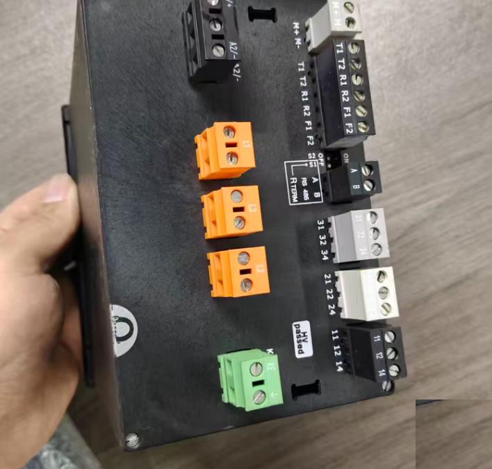 BENDER IRDH575 IRDH575 AC 0-793V DC 0-650V