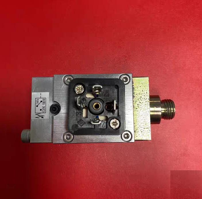 Barksdale X1T-4000-25-GE262 0409-123 30-250bar