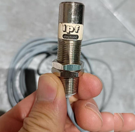 Baumer FEG 18 24 45 L K859 2 FEG 14 24 45 L K858 3 ipf FEG 14 24 35 6 160