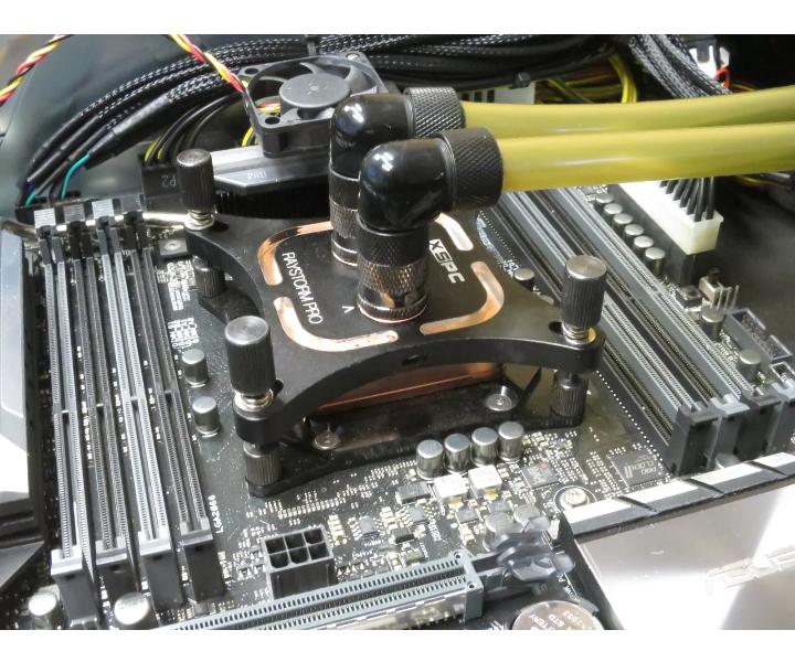 6-Bay X299 DDR4 800W