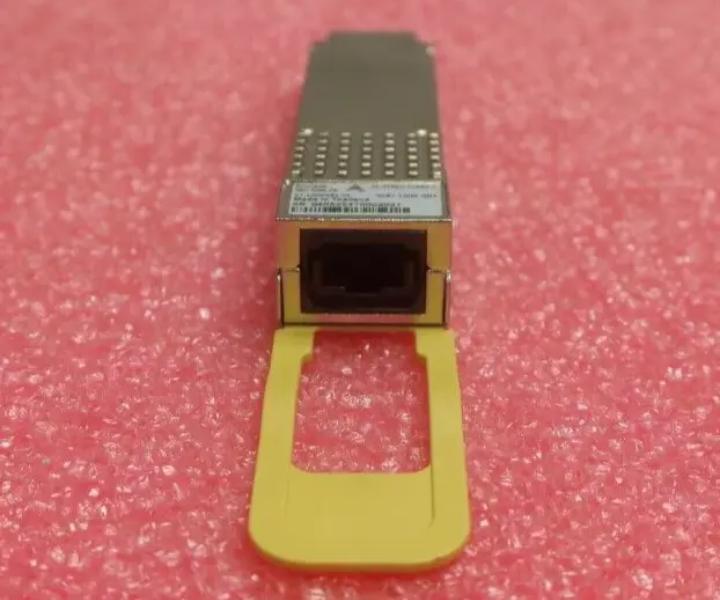 57-1000481-01 XBR-000420 200G Gen7 100m
