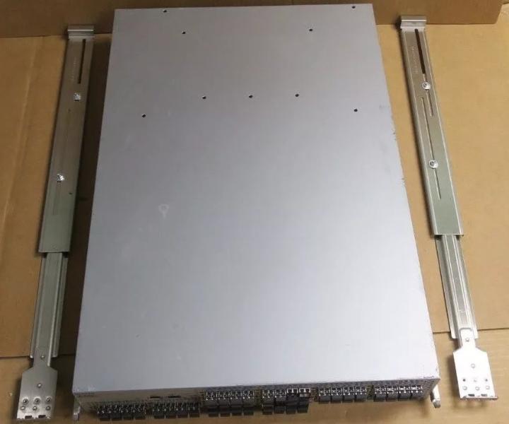 DS-5300B 64-Port