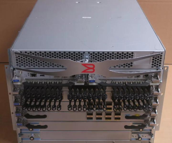 X6-4 4-Slot FC32-48 CR32-4 Gen6 CPX6