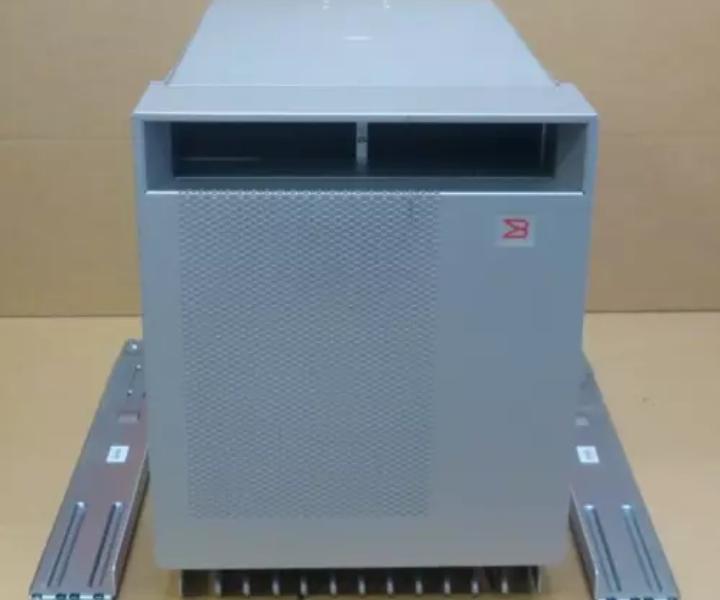 X6-8 8-Slot Rack-Mountable Gen6