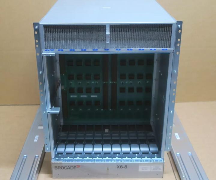 X6-8 8-Slot Rack-Mountable Gen6