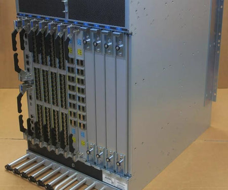 X6-8 SAN512B-6 8-Slot 8961-F08 FC32-48 Gen6 2xCPX6