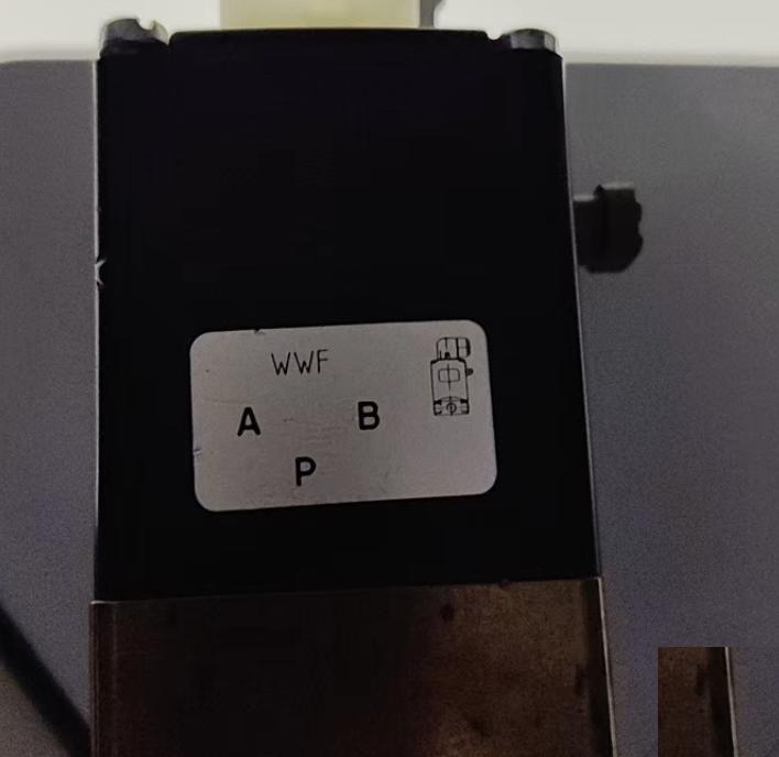 Burkert 0331 F 3 0 24VDC 8W 0-6bar