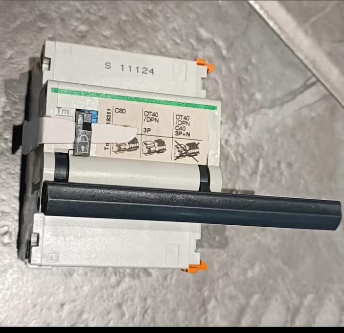 C60 Tm C60 18311 1500 G106