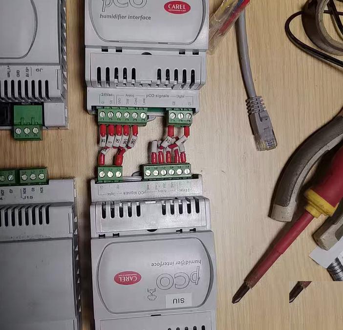 CAREL PCO PCO1000CS0 PCO1000CS0 PCO3010AMO SIU PLOE