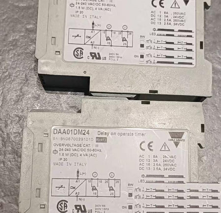 CARLO GAVAZZI DAA01DM24 2 70 DMB51CW24B004 8 35