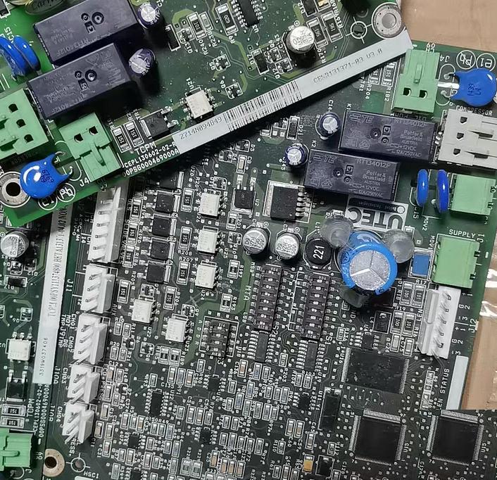 CEPL130602-02-R 32GB500402EE CEPL130416-03-R CEPL431-202-R 32GB500182EE 200