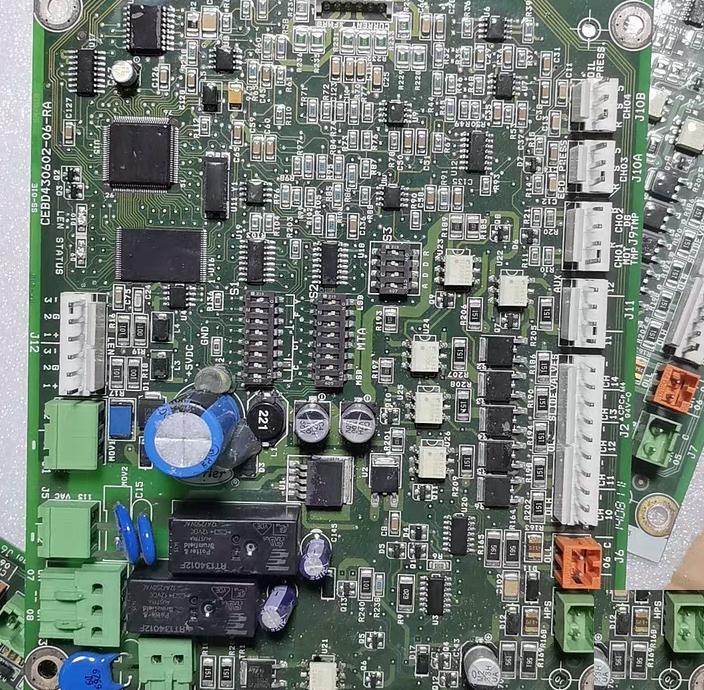 CEPL130602-02-R 32GB500402EE CEPL130416-03-R CEPL431-202-R 32GB500182EE 200