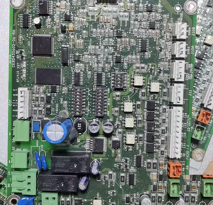CEPL130602-02-R 32GB500402EE CEPL130416-03-R CEPL431-202-R 32GB500182EE 200