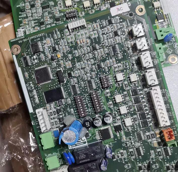 CEPL130602-02-R 32GB500402EE CEPL130416-03-R CEPL431-202-R 32GB500182EE 200