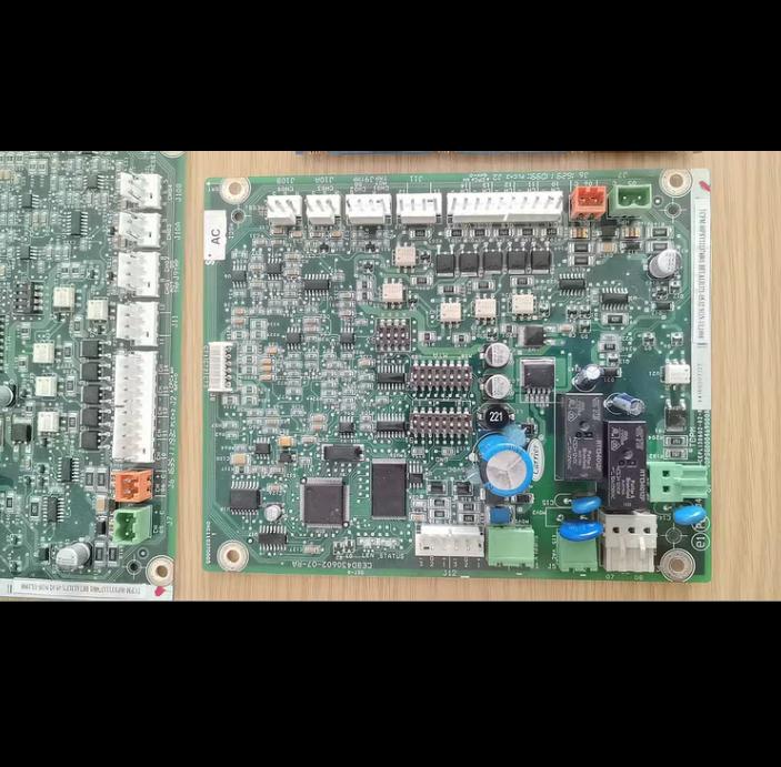 CEPL131101-02-R00PSY11137480100PSG000469000A32GB500422EE