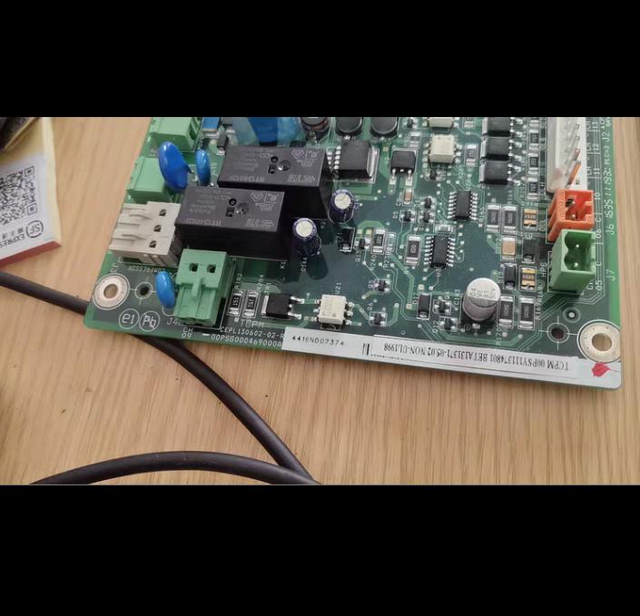 CEPL131101-02-R00PSY11137480100PSG000469000A32GB500422EE