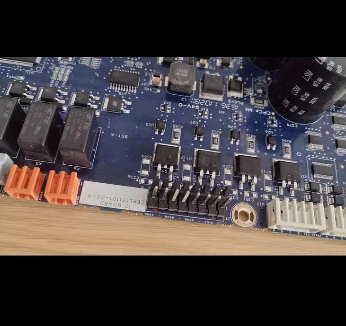 CEPL131101-02-R00PSY11137480100PSG000469000A32GB500422EE