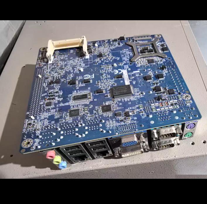 COM USB SusIAccess AIMB-256G2