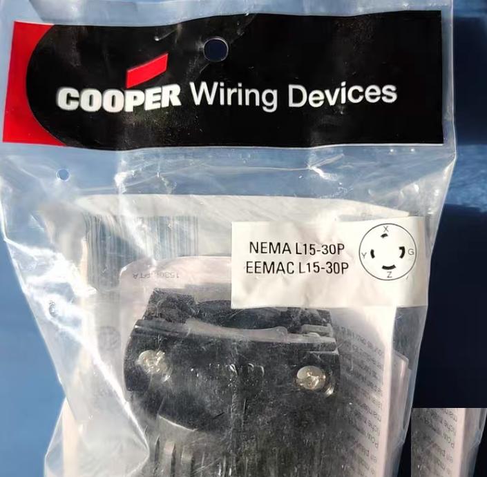 COOPER NEMA L15-30P Cooper L15-30P Plug 30A 250V 3Ph 3P4W Locking Bw 200 HUBBELL HBL2721 Leviton 2721